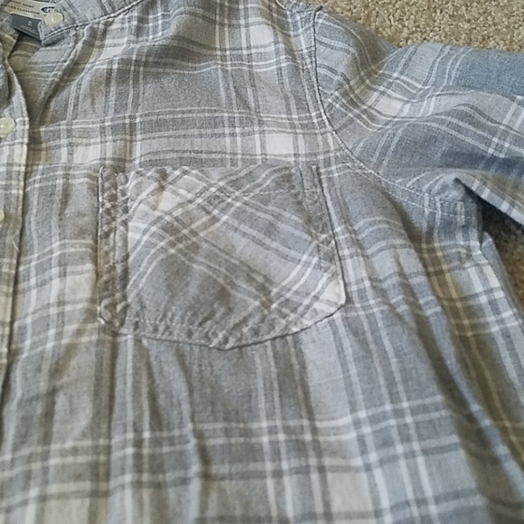 Old Navy White and Gray Plaid Flannel - Picture 2 of 6